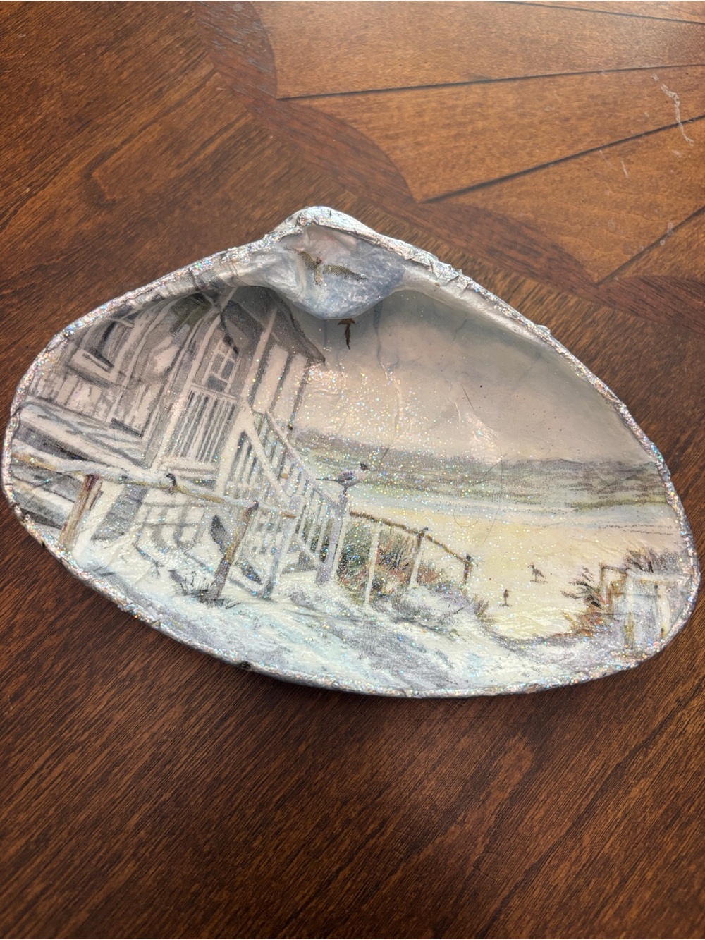 Coastal Mixed Media Shell Art Dish in White and Tan